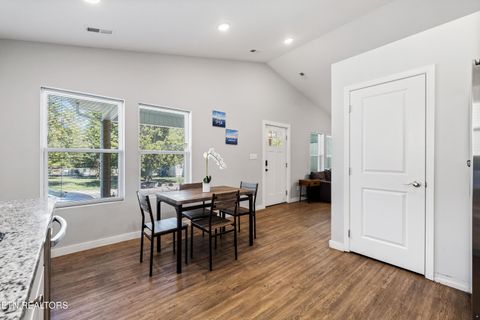 Tiny photo for 1218 W 4Th Ave, Knoxville, TN 37921 (MLS # 1339731)