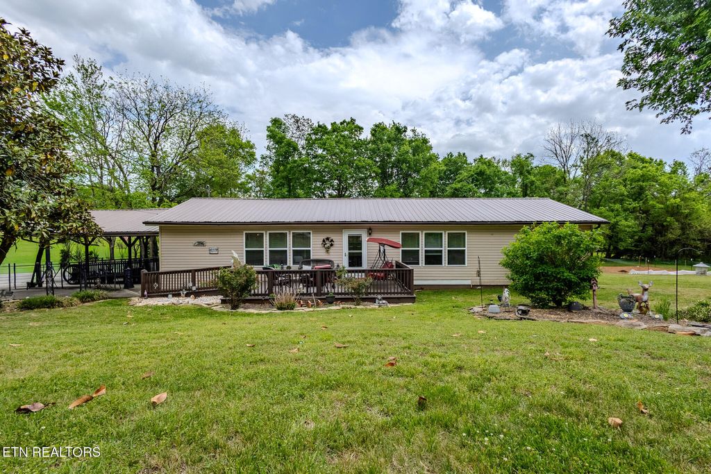 Photo of 855 Post Oak Valley Rd, Rockwood, TN 37854 (MLS # 1337745)