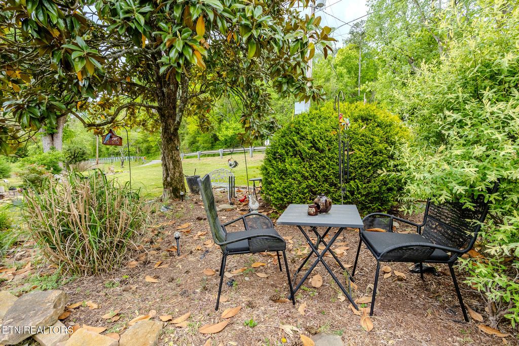 Photo of 855 Post Oak Valley Rd, Rockwood, TN 37854 (MLS # 1337745)