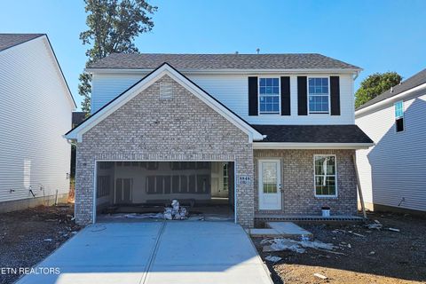 8848 Keenberg Lane Knoxville TN 37931