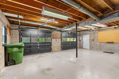 Tiny photo for 943 Radnor Rd, Maryville, TN 37804 (MLS # 1357565)