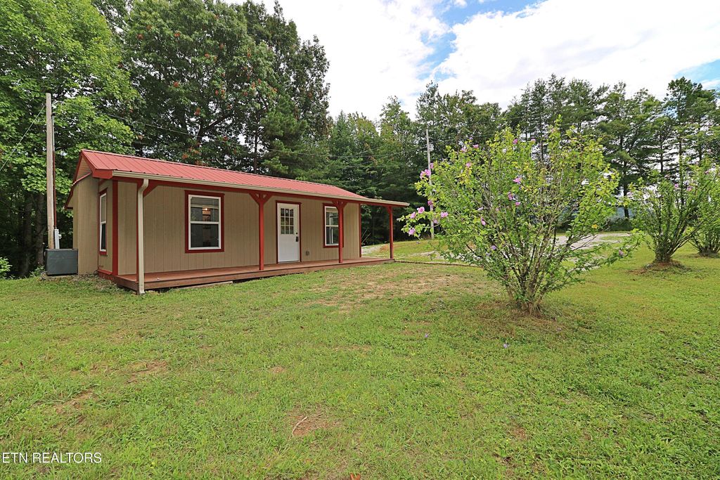 Photo of 815 Ross Cemetery Rd, Winfield, TN 37892 (MLS # 1309087)