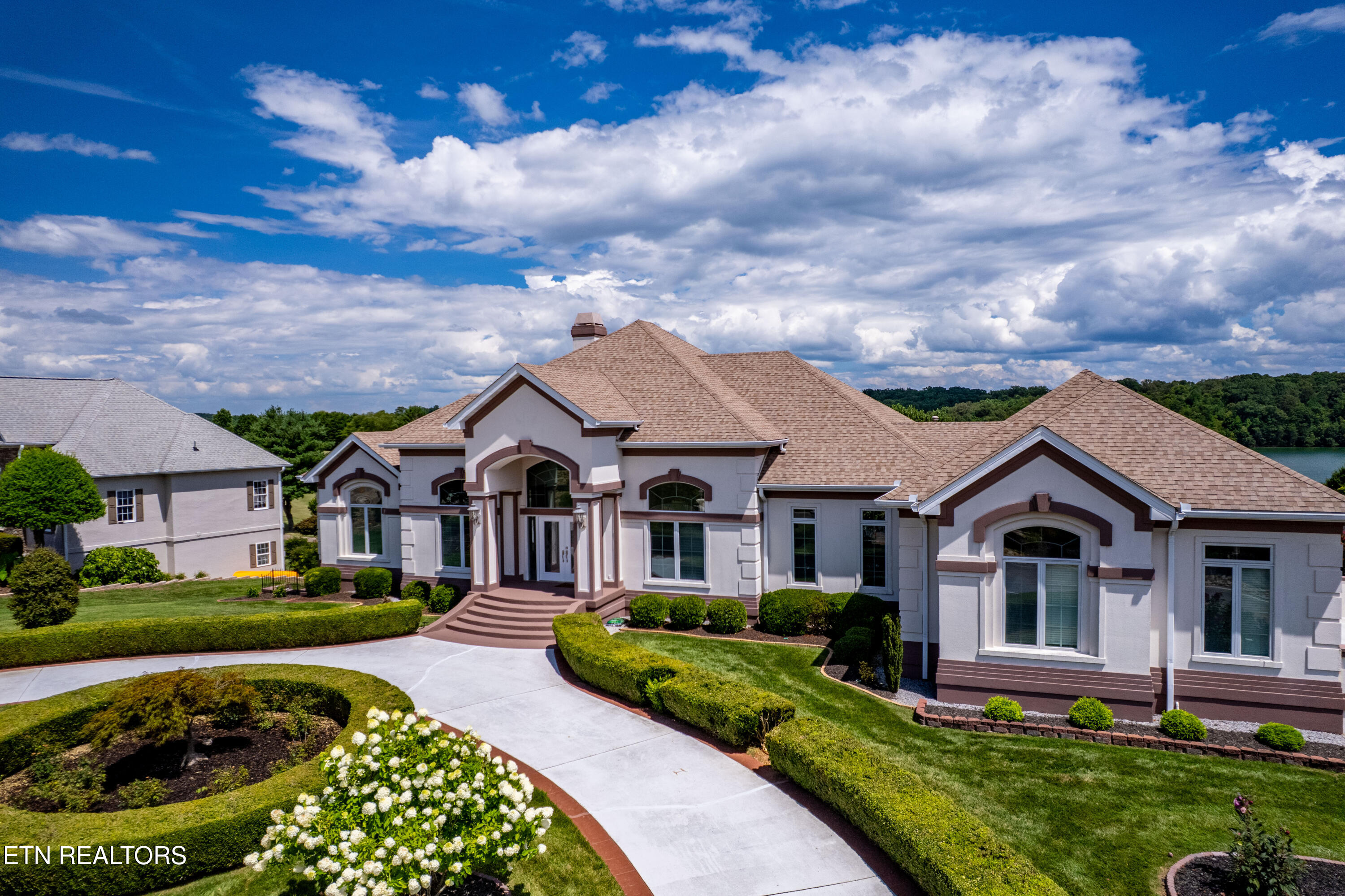 770 Rarity Bay Pkwy