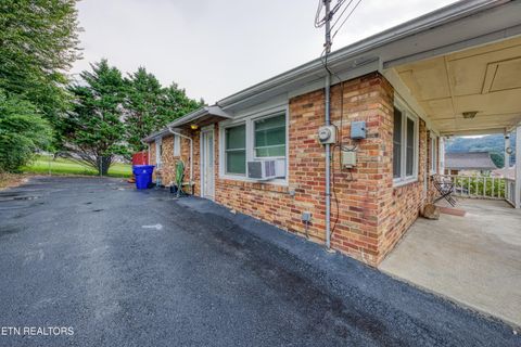Tiny photo for 125 S Fowler Circle, Clinton, TN 37716 (MLS # 1314709)
