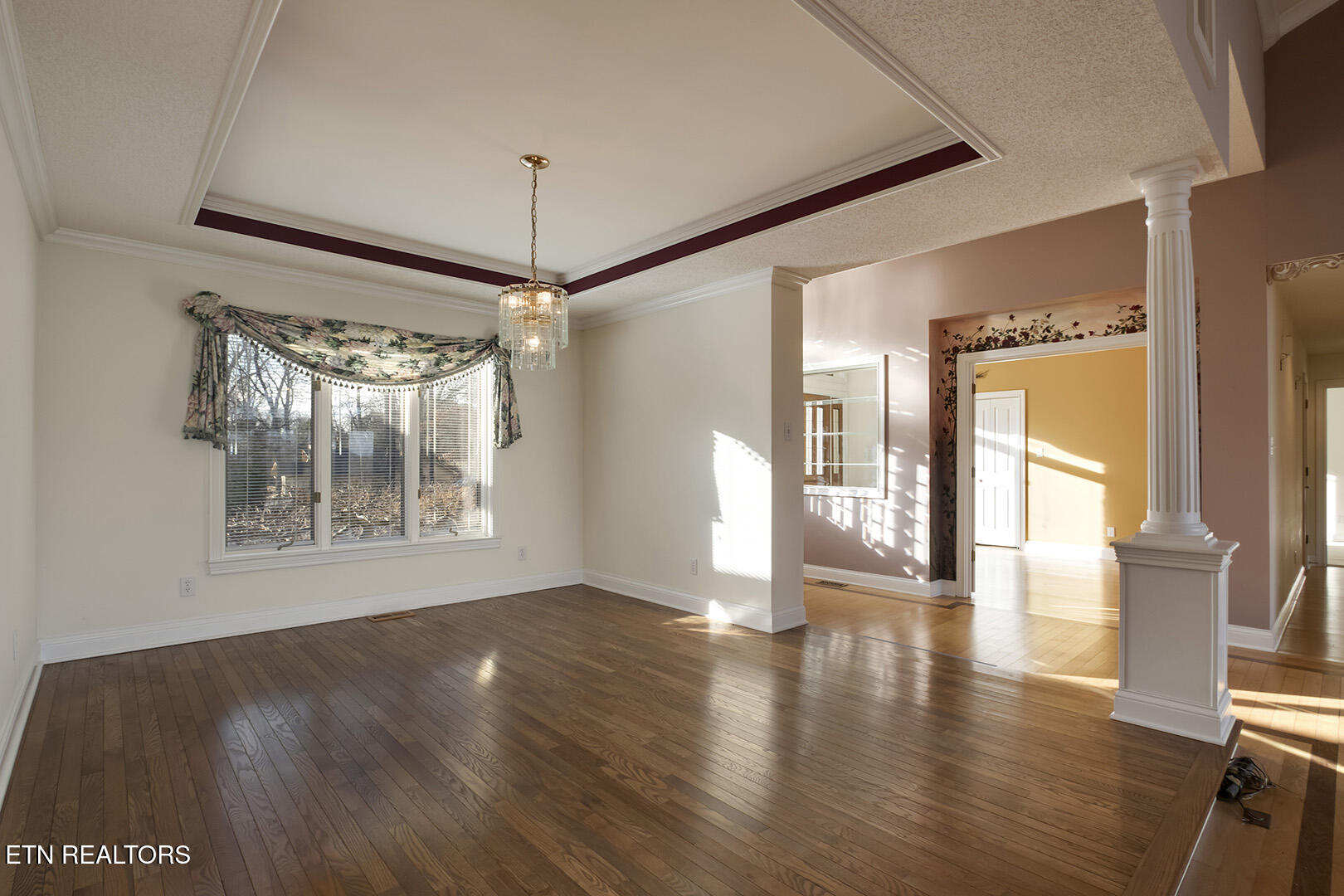 Loudon, Tennessee 37774, United States, 3 Bedrooms Bedrooms, ,3 BathroomsBathrooms,Residential,Active,79446