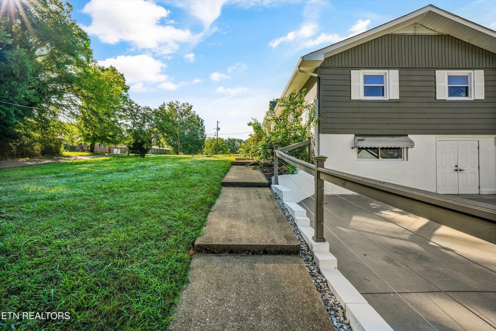 Photo of 3415 Hackberry Rd, Knoxville, TN 37931 (MLS # 1350972)