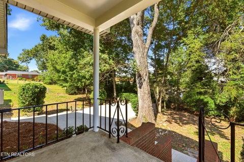 Tiny photo for 411 Woodland Drive, Clinton, TN 37716 (MLS # 1355290)