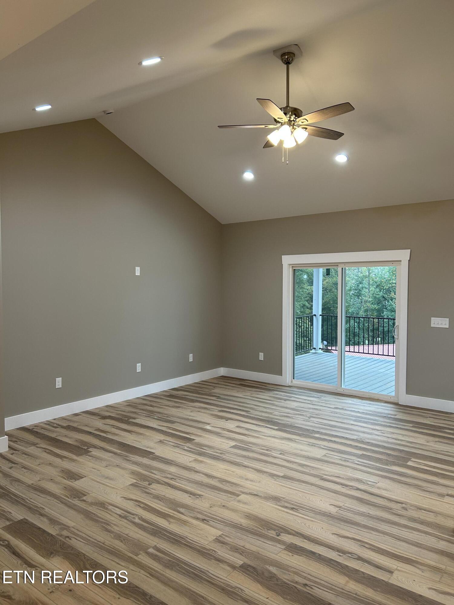 531 Meadowcrest Drive Lane