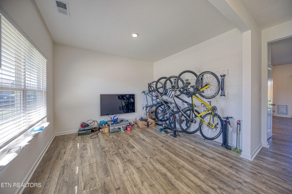 Photo of 187 Ibis Loop, Oak Ridge, TN 37830 (MLS # 1332830)