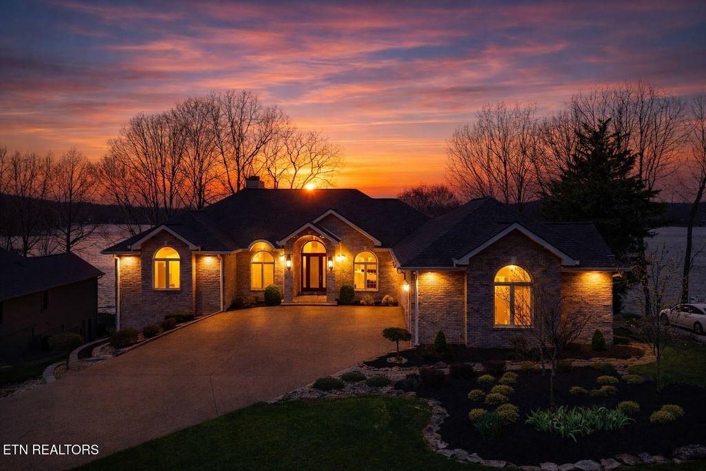 Photo of 20 Milnor Circle, Crossville, TN 38558 (MLS # 1335567)