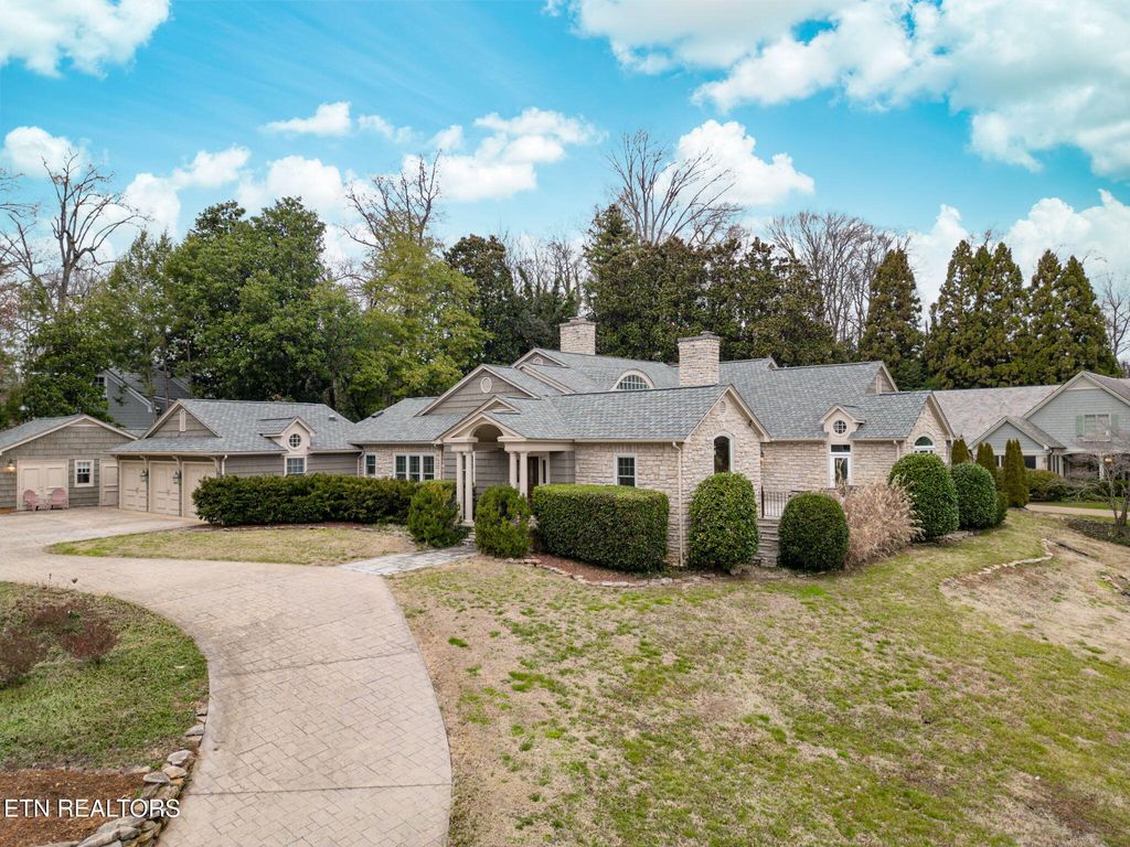 Photo of 3511 Iskagna Drive, Knoxville, TN 37919 (MLS # 1331894)