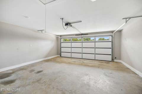 Tiny photo for 806 Johnson Rd, Maryville, TN 37804 (MLS # 1350159)