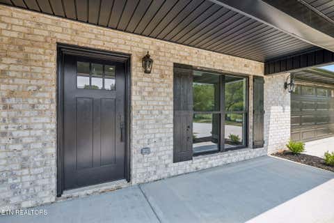 Tiny photo for 806 Johnson Rd, Maryville, TN 37804 (MLS # 1350159)