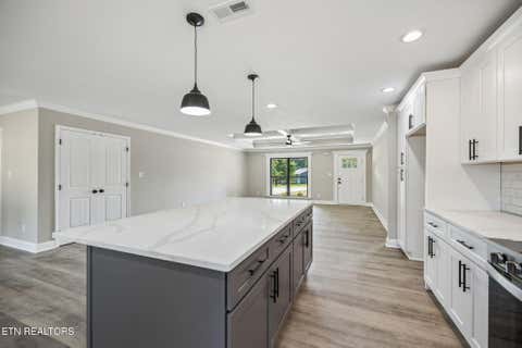 Tiny photo for 806 Johnson Rd, Maryville, TN 37804 (MLS # 1350159)