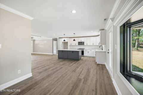 Tiny photo for 806 Johnson Rd, Maryville, TN 37804 (MLS # 1350159)