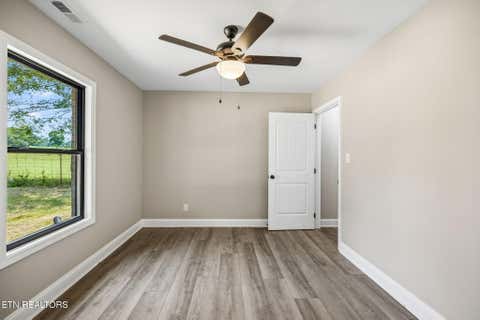 Tiny photo for 806 Johnson Rd, Maryville, TN 37804 (MLS # 1350159)