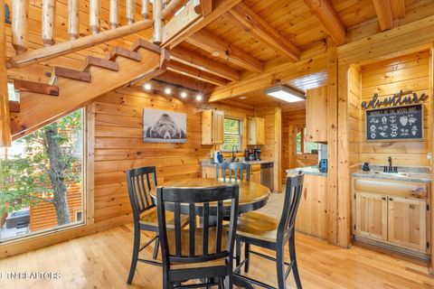 Tiny photo for 1109 Autumn Path Way, Sevierville, TN 37862 (MLS # 1334725)