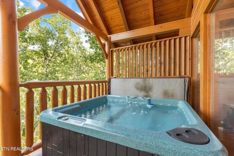 Tiny photo for 1109 Autumn Path Way, Sevierville, TN 37862 (MLS # 1334725)