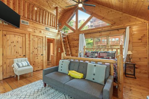 Tiny photo for 1109 Autumn Path Way, Sevierville, TN 37862 (MLS # 1334725)