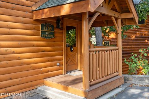 Tiny photo for 1109 Autumn Path Way, Sevierville, TN 37862 (MLS # 1334725)