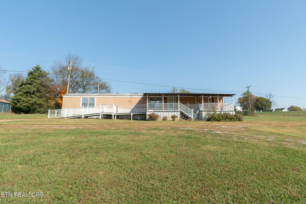Photo of 1344 Maple Lane Lane, Greenback, TN 37742 (MLS # 1281057)
