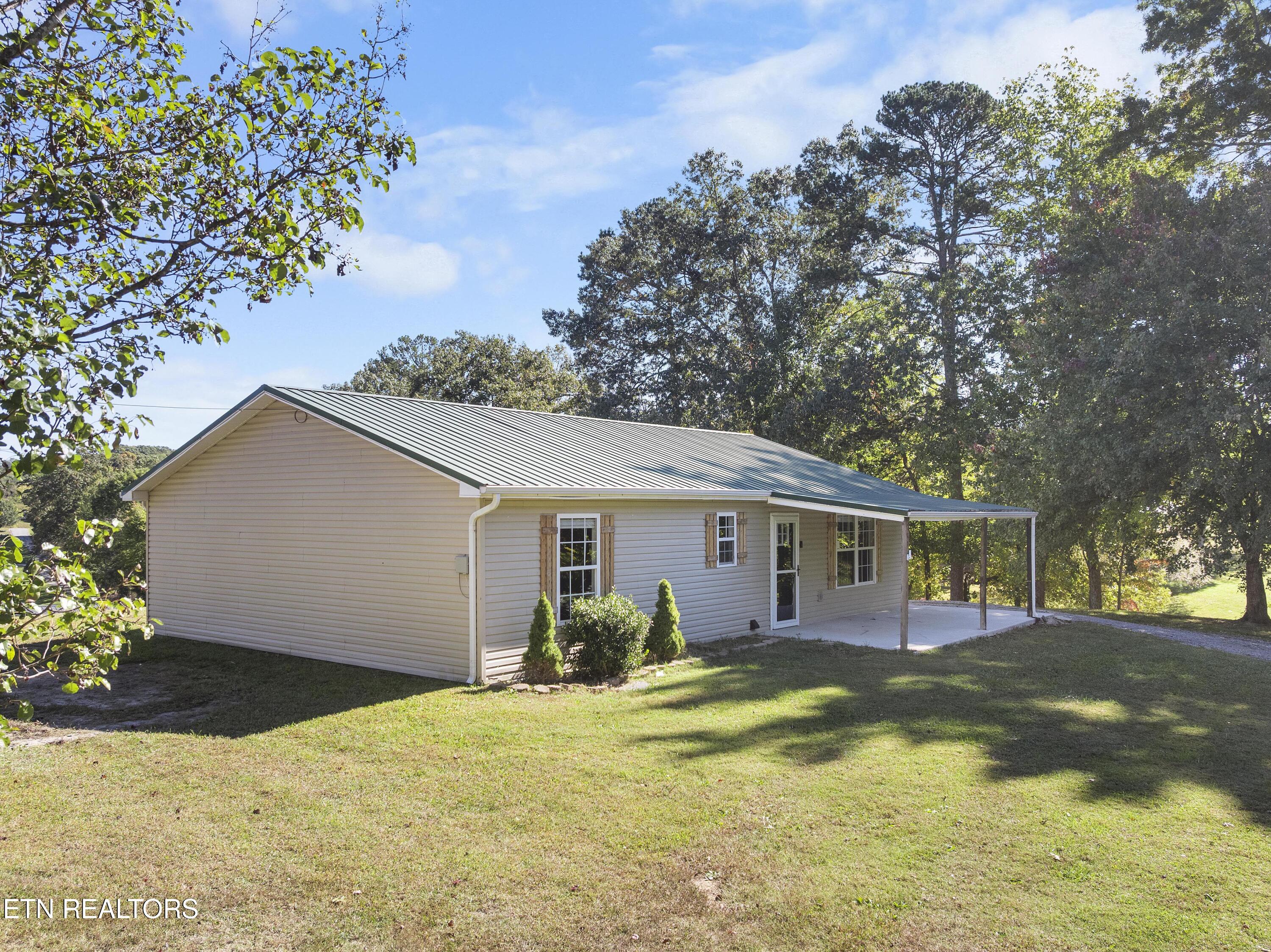 415 McGhee Lane