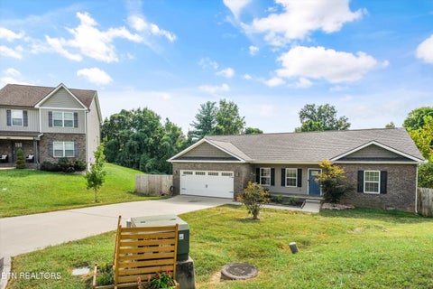Tiny photo for 2000 Country Brook Lane, Knoxville, TN 37921 (MLS # 1354635)