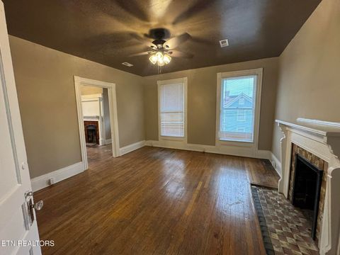 Tiny photo for 903 Luttrell St, Knoxville, TN 37917 (MLS # 1330030)