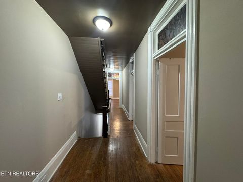 Tiny photo for 903 Luttrell St, Knoxville, TN 37917 (MLS # 1330030)