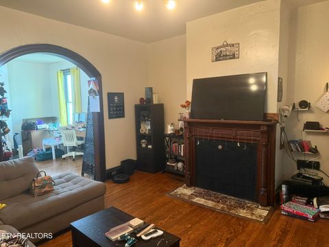 Tiny photo for 903 Luttrell St, Knoxville, TN 37917 (MLS # 1330030)