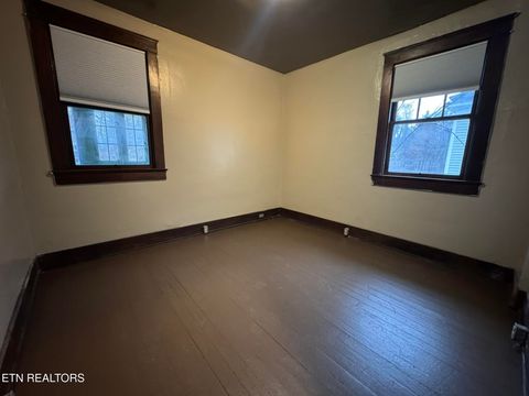 Tiny photo for 903 Luttrell St, Knoxville, TN 37917 (MLS # 1330030)