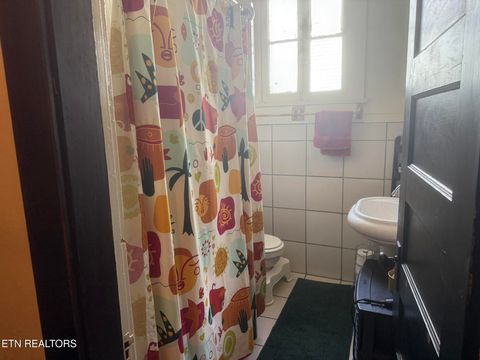 Tiny photo for 903 Luttrell St, Knoxville, TN 37917 (MLS # 1330030)