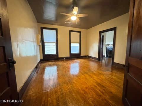 Tiny photo for 903 Luttrell St, Knoxville, TN 37917 (MLS # 1330030)