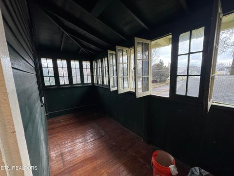 Tiny photo for 903 Luttrell St, Knoxville, TN 37917 (MLS # 1330030)