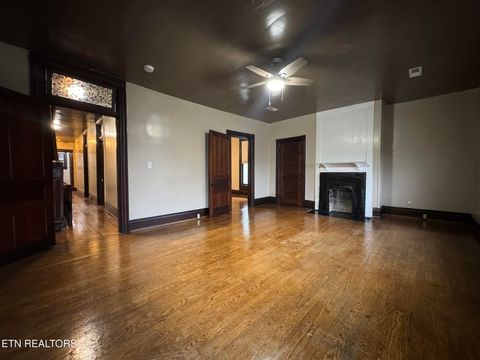 Tiny photo for 903 Luttrell St, Knoxville, TN 37917 (MLS # 1330030)