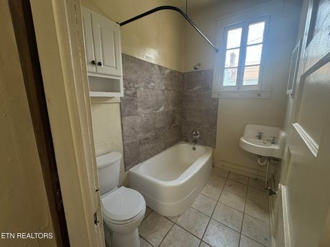 Tiny photo for 903 Luttrell St, Knoxville, TN 37917 (MLS # 1330030)