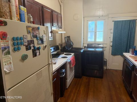 Tiny photo for 903 Luttrell St, Knoxville, TN 37917 (MLS # 1330030)