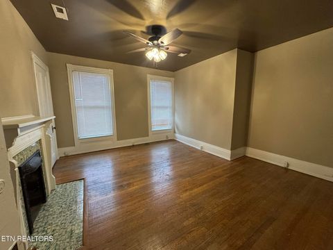 Tiny photo for 903 Luttrell St, Knoxville, TN 37917 (MLS # 1330030)