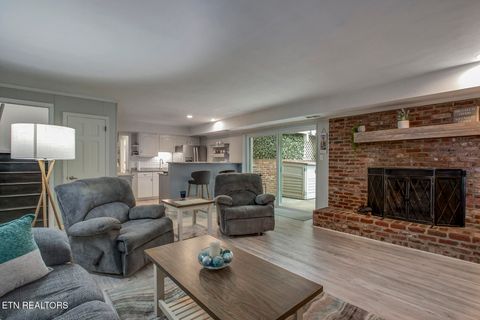 Tiny photo for 700 Kempton Rd, Knoxville, TN 37909 (MLS # 1327204)