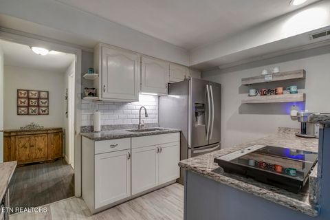 Tiny photo for 700 Kempton Rd, Knoxville, TN 37909 (MLS # 1327204)