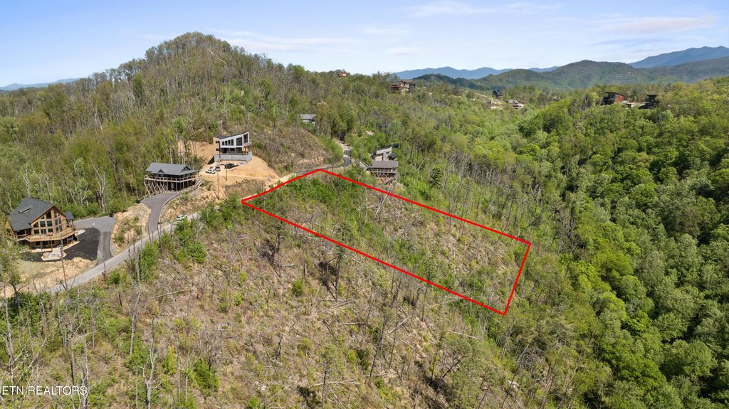 Photo of Headrick Lead, Sevierville, TN 37862 (MLS # 1337263)