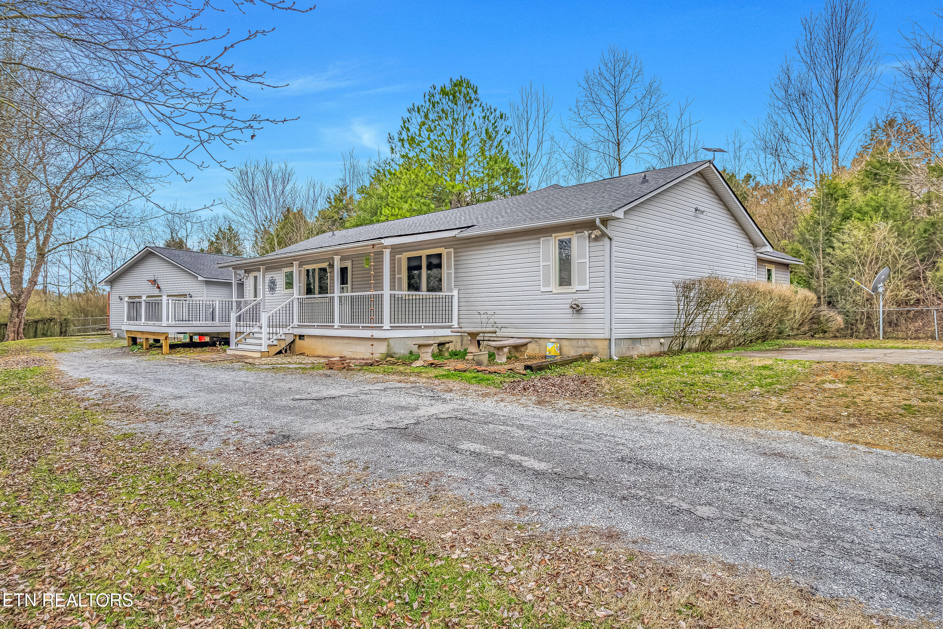 273 John J. Duncan Pkwy