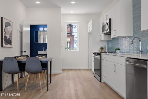 Tiny photo for 113 E Oldham #102, Knoxville, TN 37917 (MLS # 1330635)