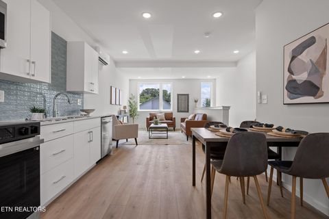 Tiny photo for 113 E Oldham #102, Knoxville, TN 37917 (MLS # 1330635)