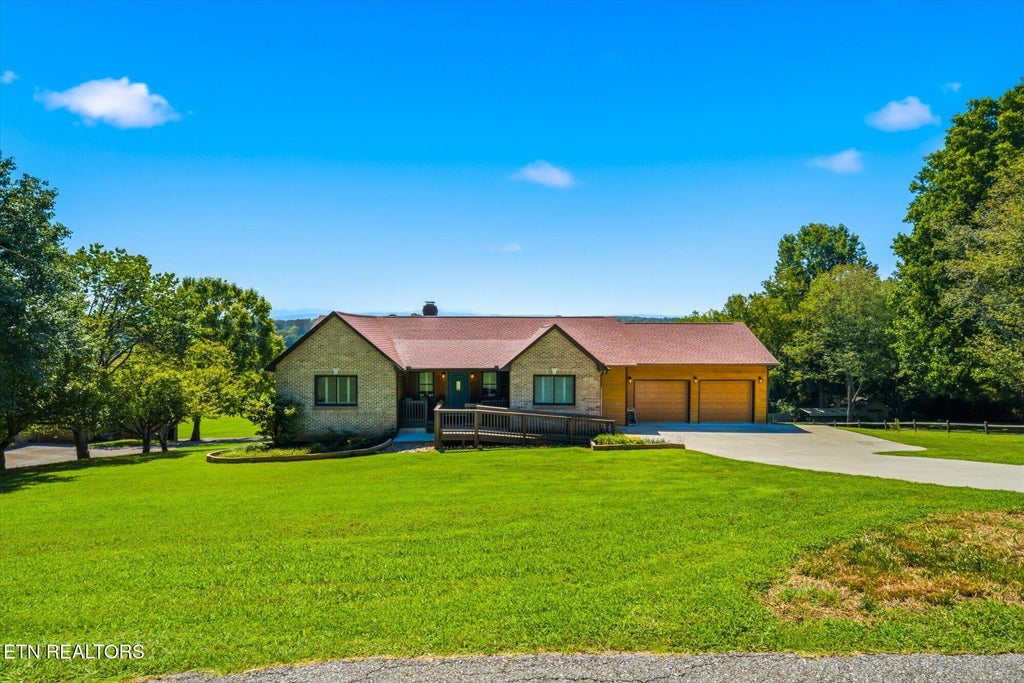 Photo of 2857 Lovingood Way, Maryville, TN 37801 (MLS # 1353390)