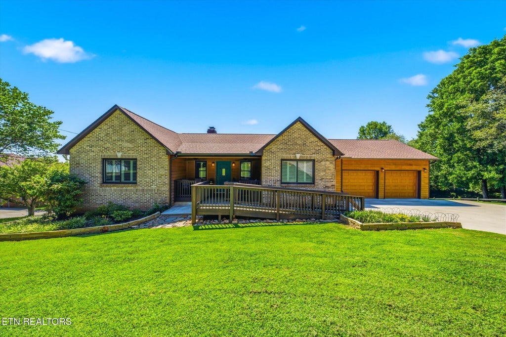 Photo of 2857 Lovingood Way, Maryville, TN 37801 (MLS # 1353390)