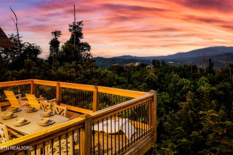 Tiny photo for 760 Wiley Oakley Drive, Gatlinburg, TN 37738 (MLS # 1354735)