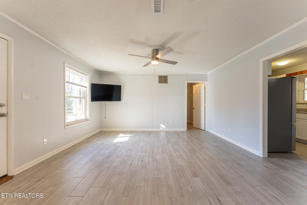 Photo of 109 Cole Way, Louisville, TN 37777 (MLS # 1247266)