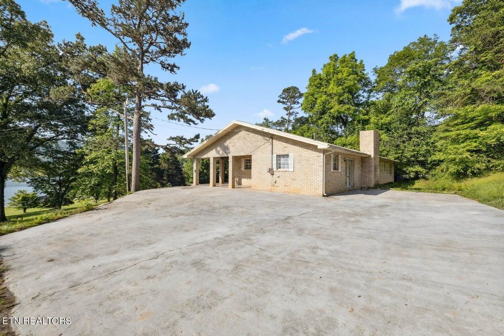 Photo of 169 Brock Drive, New Tazewell, TN 37825 (MLS # 1269793)