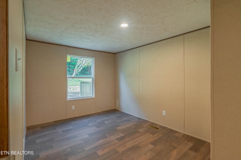 Tiny photo for 3722 Harriman Hwy, Harriman, TN 37748 (MLS # 1319192)